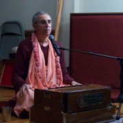 H.H. Niranjana Swami